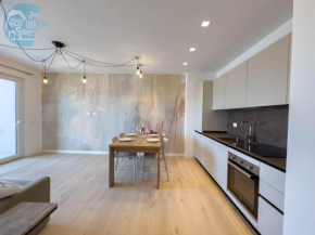 Blue Life Tirabora Short Rent Trieste